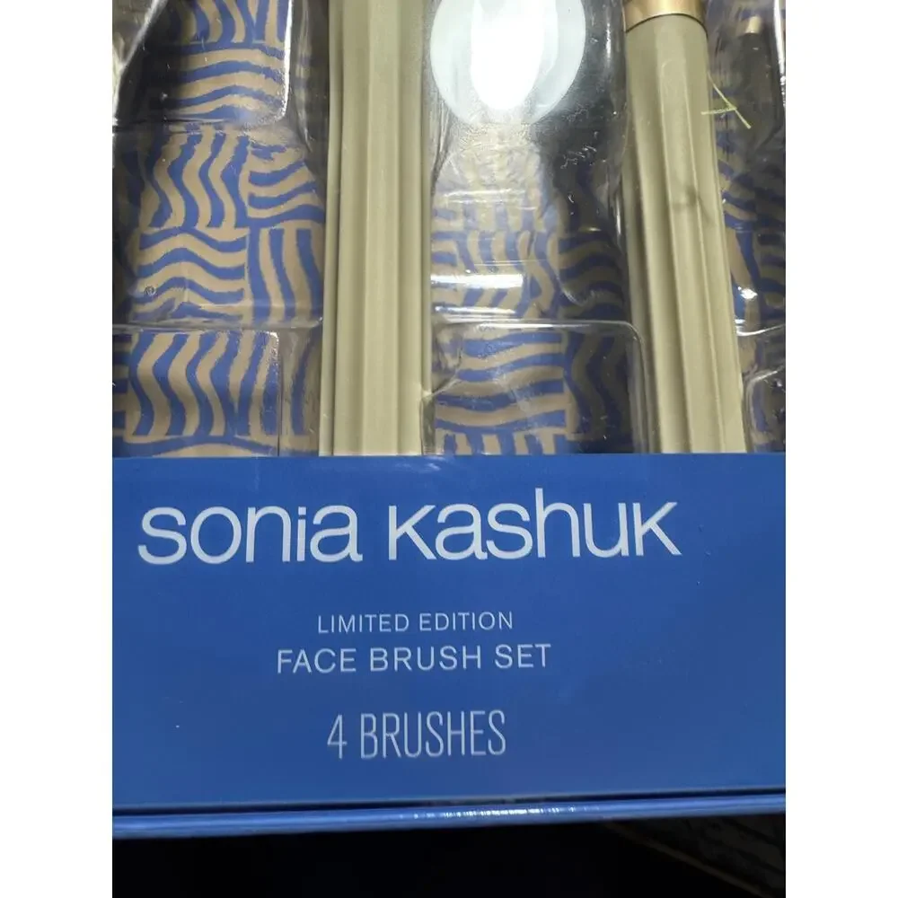 NWT Sonia Kasuh LIMITED EDITION Face Brush Set of 4